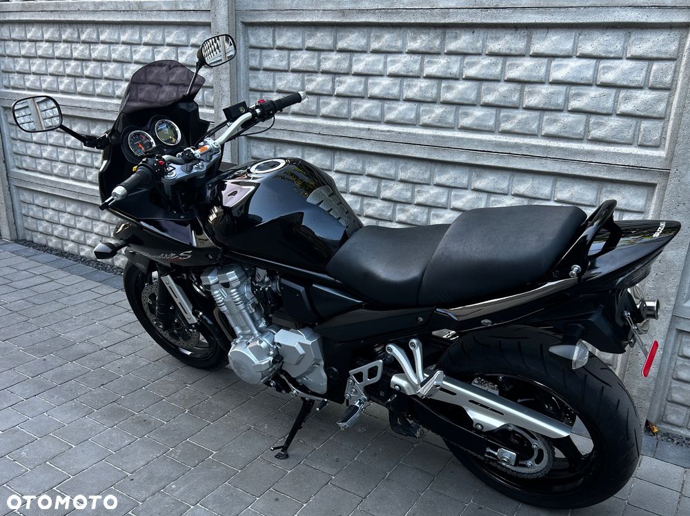 Suzuki Bandit - 12