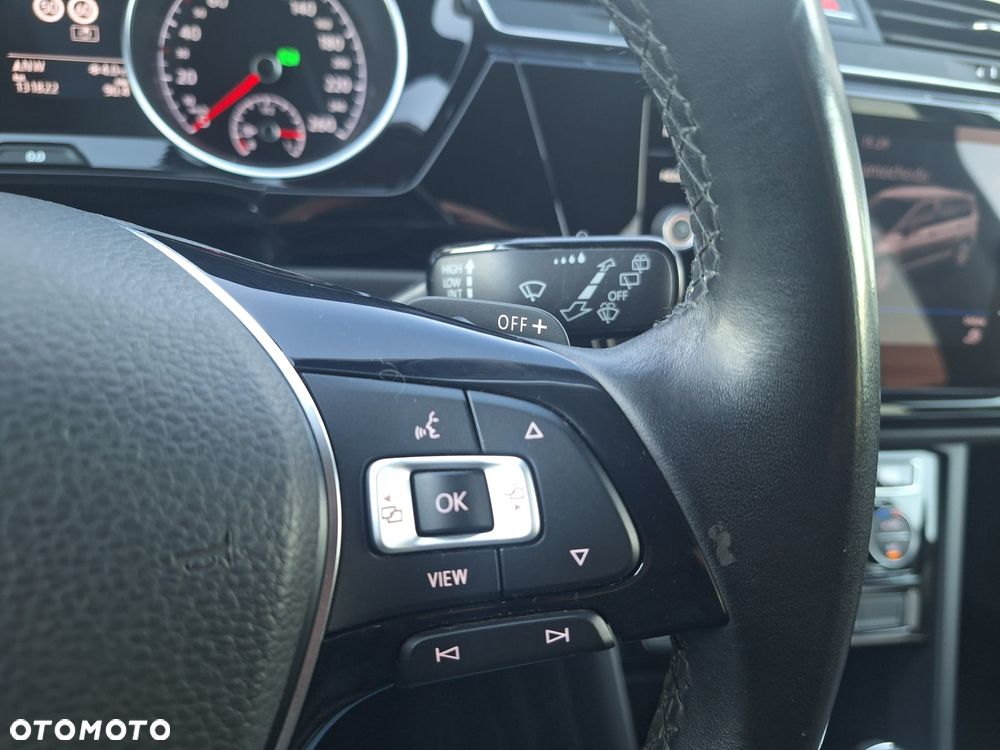 Volkswagen Touran 2.0 TDI SCR (BlueMotion Technology) DSG Comfortline - 18