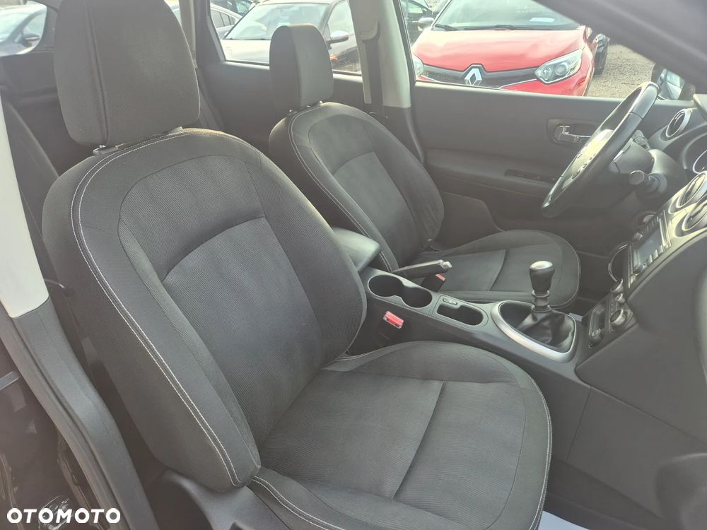 Nissan Qashqai - 16