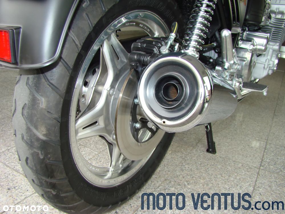 Honda CBX - 26