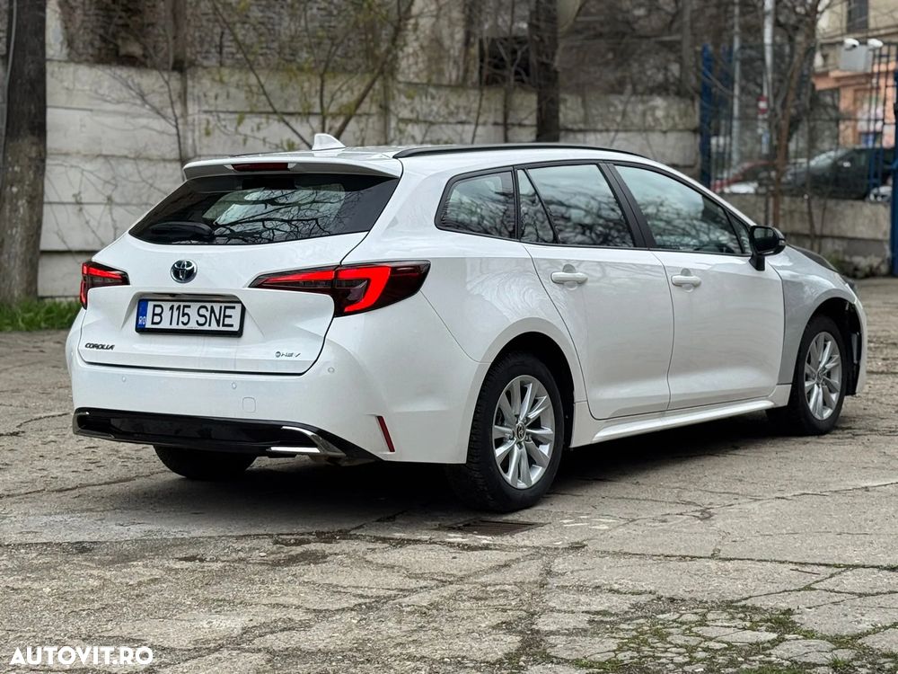 Toyota Corolla 1.8 HSD Business - 9