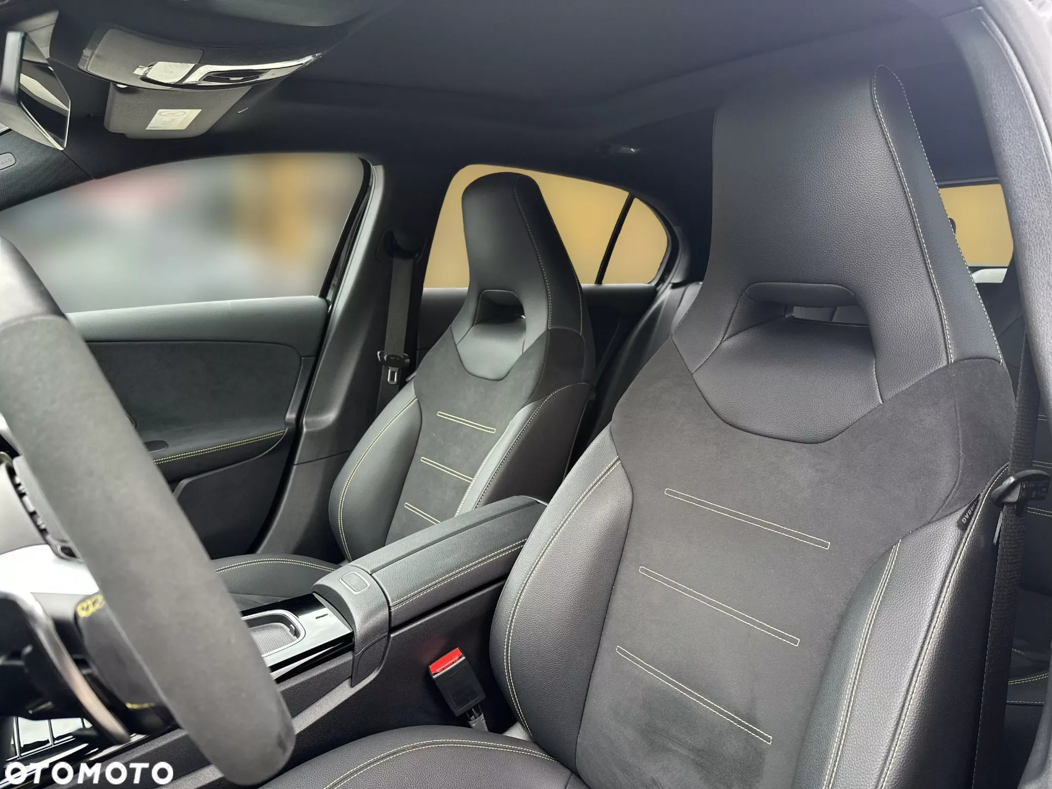 Mercedes-Benz Klasa A 45 S AMG 4-Matic 8G-DCT - 12