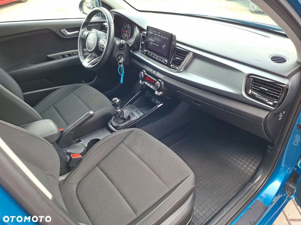 Kia Rio 1.2 L - 35