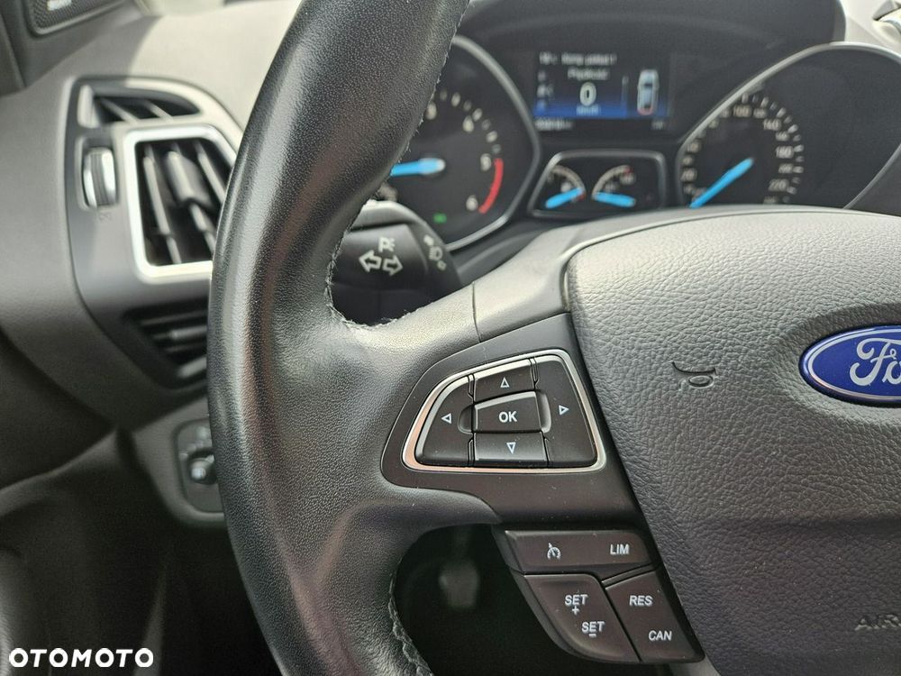Ford Kuga 2.0 TDCi AWD Titanium - 33