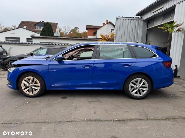 Skoda Octavia 2.0 TDI DSG Style - 11