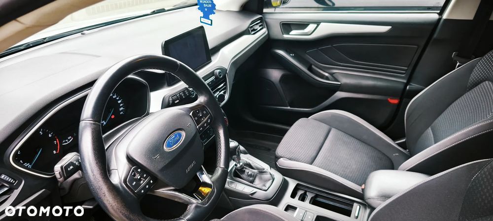 Ford Focus 1.0 EcoBoost Trend Edition Business - 4