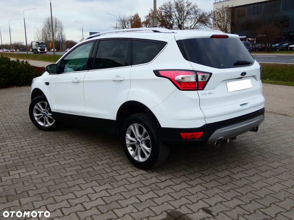 Ford Kuga 2.0 TDCi FWD Titanium Plus - 5