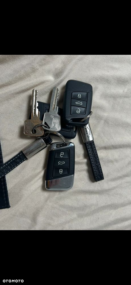 Skoda Superb 2.0 TDI L&K DSG - 14