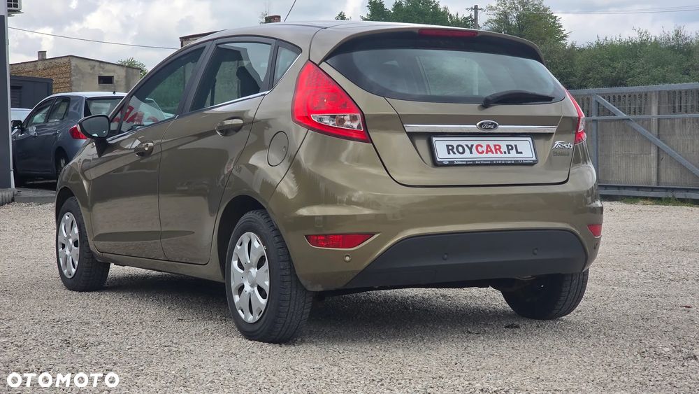 Ford Fiesta - 7