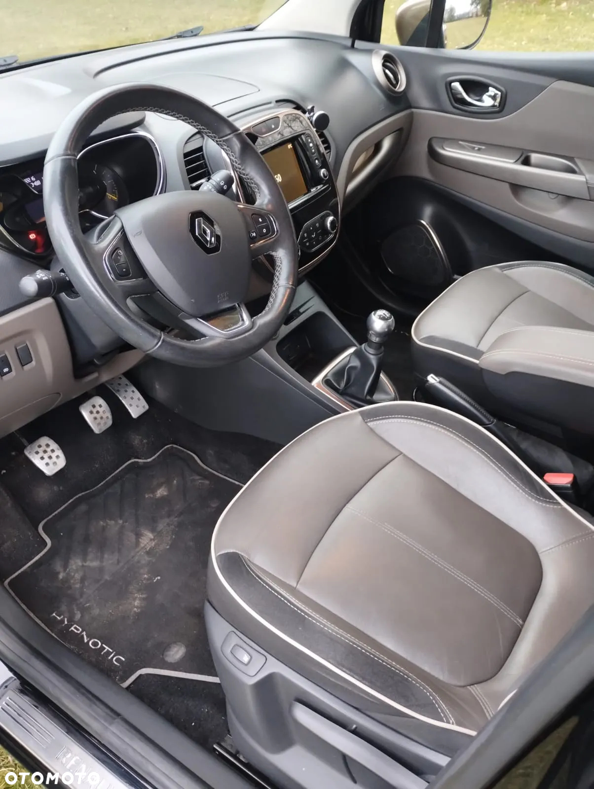 Renault Captur - 11