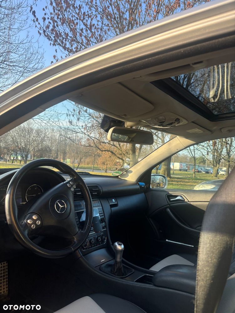 Mercedes-Benz Klasa C 200 CDI Sportcoupe - 8