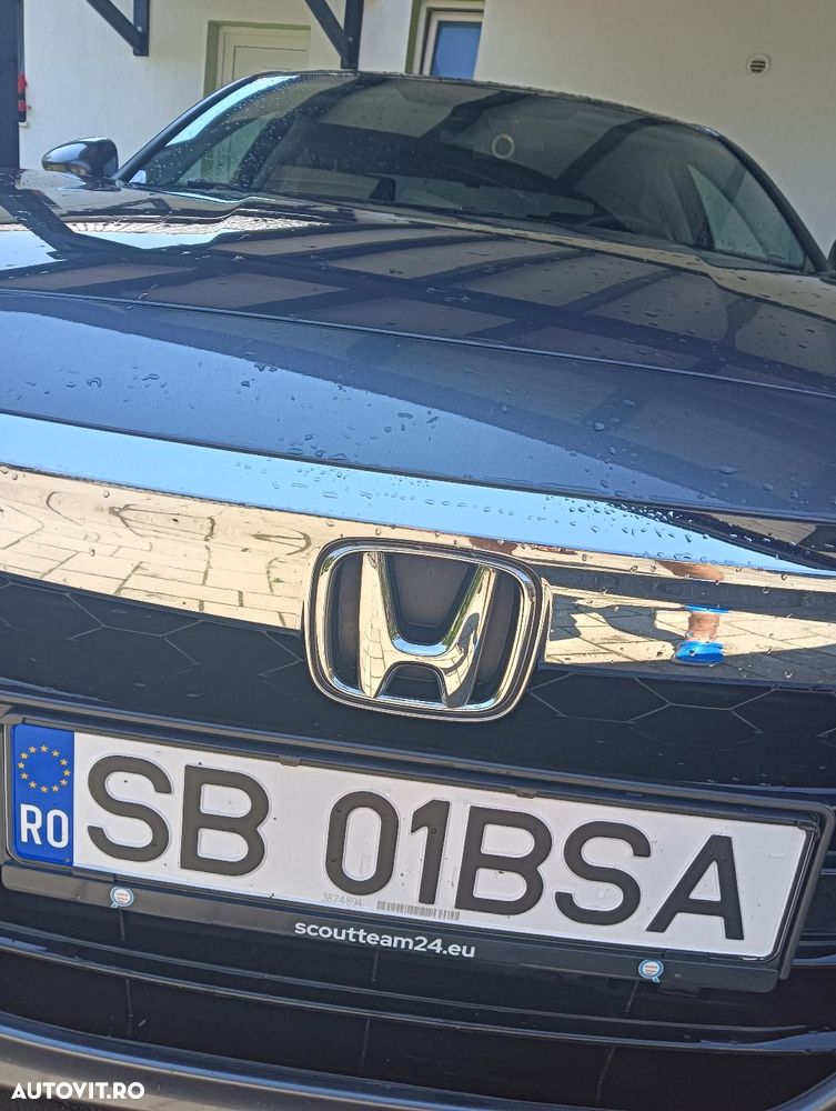 Honda Accord - 1