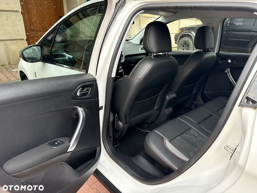 Peugeot 2008 1.2 Pure Tech GPF Crossway S&S - 29