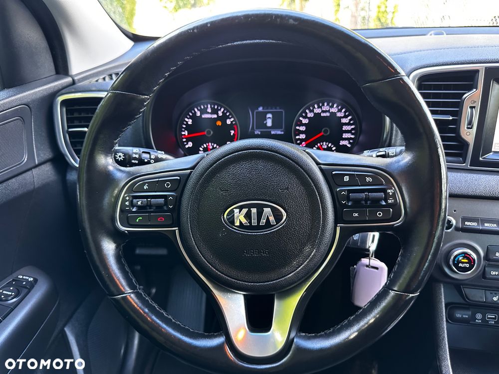 Kia Sportage 1.6 GDI 2WD ISG Dream-Team Edition - 38