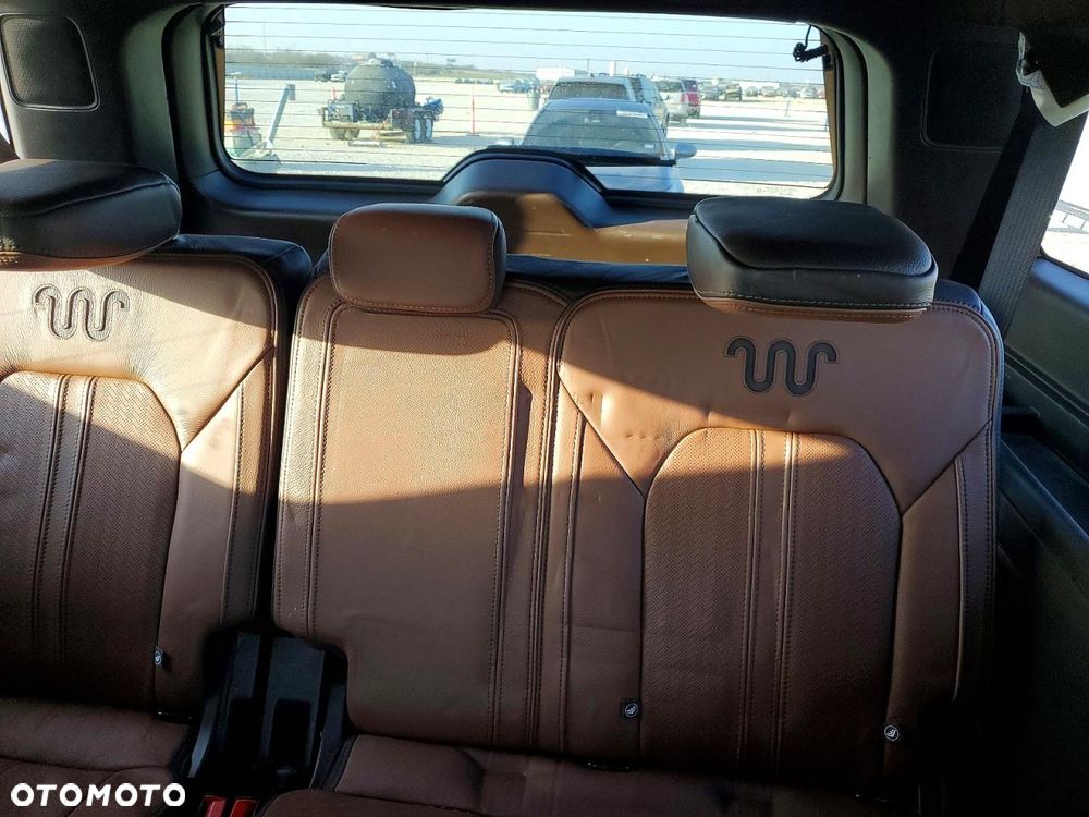 Ford Expedition - 11