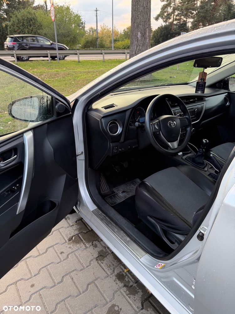 Toyota Auris - 9