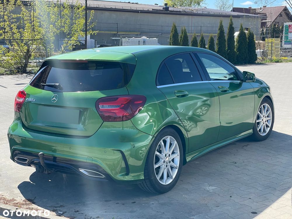 Mercedes-Benz Klasa A 180 d 7G-DCT AMG Line - 15