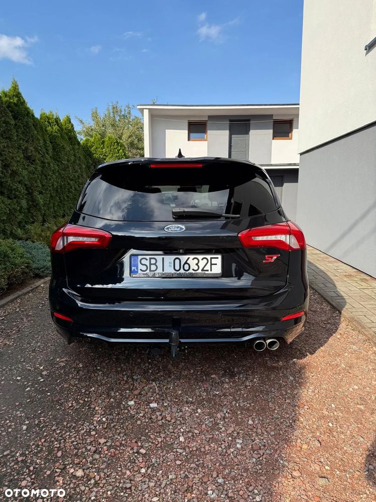 Ford Focus 2.0 EcoBlue ST - 35