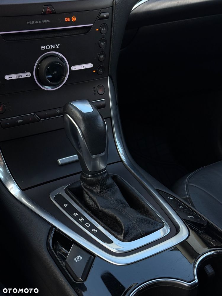 Ford Galaxy - 23