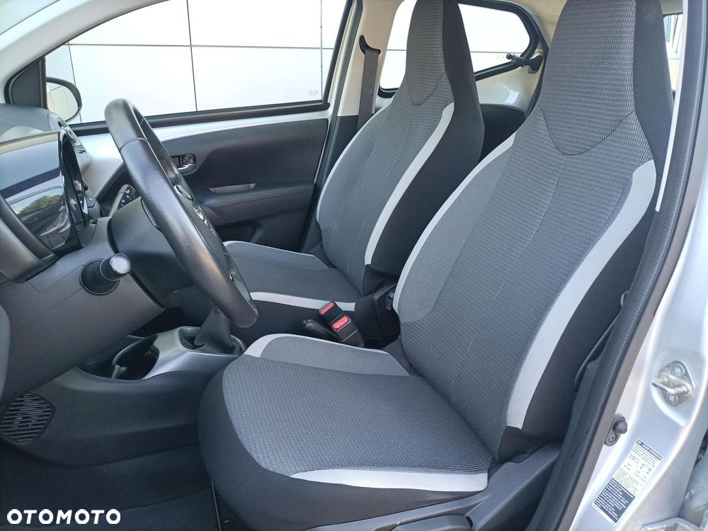 Toyota Aygo - 10