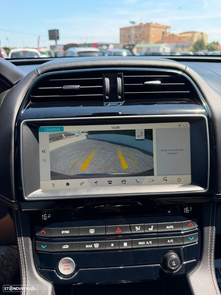 Jaguar F-Pace 2.0 i4D R-Sport Aut. - 40