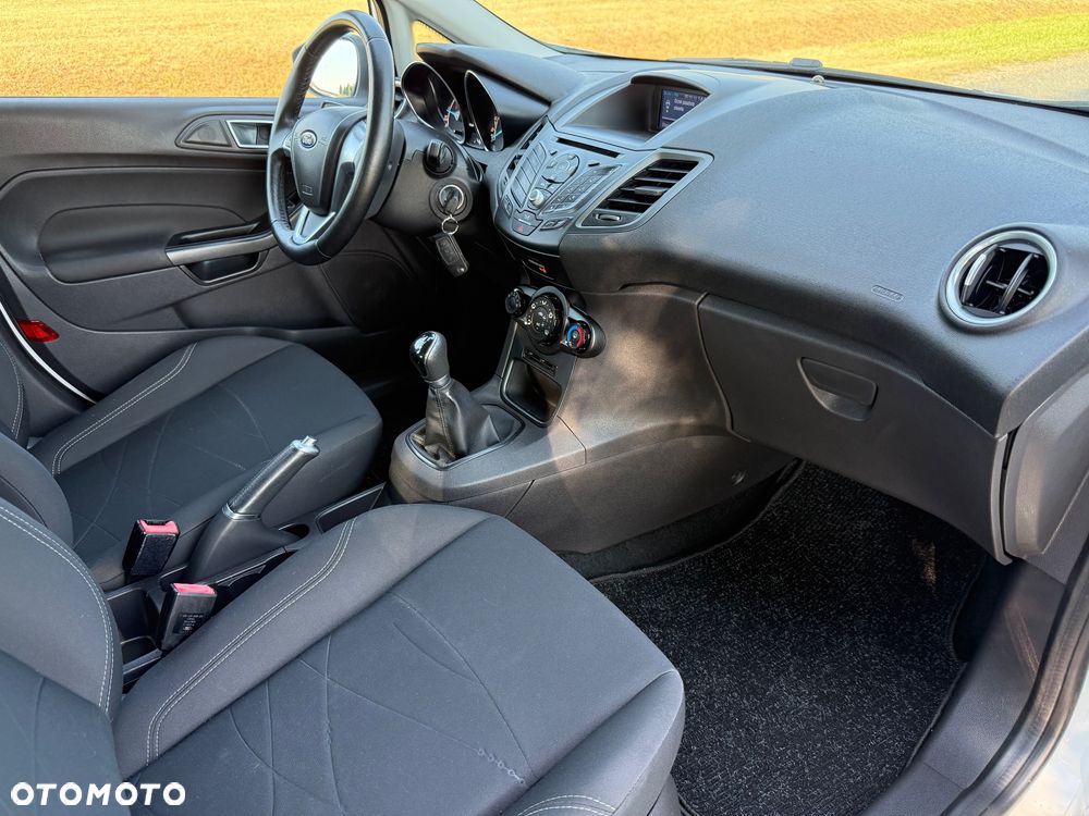 Ford Fiesta 1.5 TDCi St&St SYNC Edition - 30