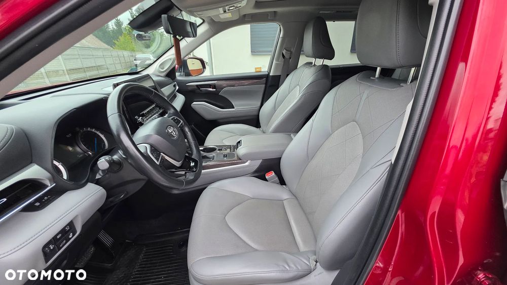 Toyota Highlander 2.5 Hybrid Executive - 7