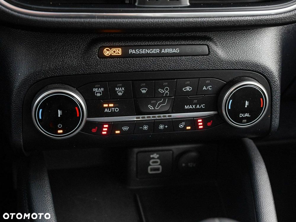 Ford Kuga 1.5 EcoBoost FWD Titanium - 18