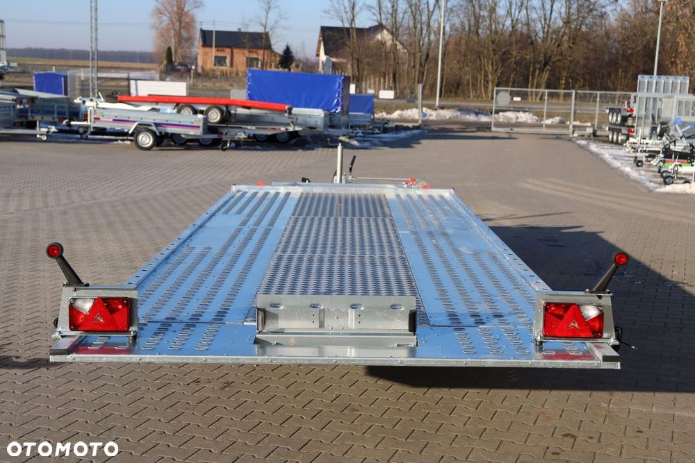 TEMARED /MARTZ CARKEEPER 5820/3 3,5T 580x207cm, Uchylna hydraulicznie , Wypełnienie blachą alu, 3 osie, DMC 3500kg ,koła 10C - 6