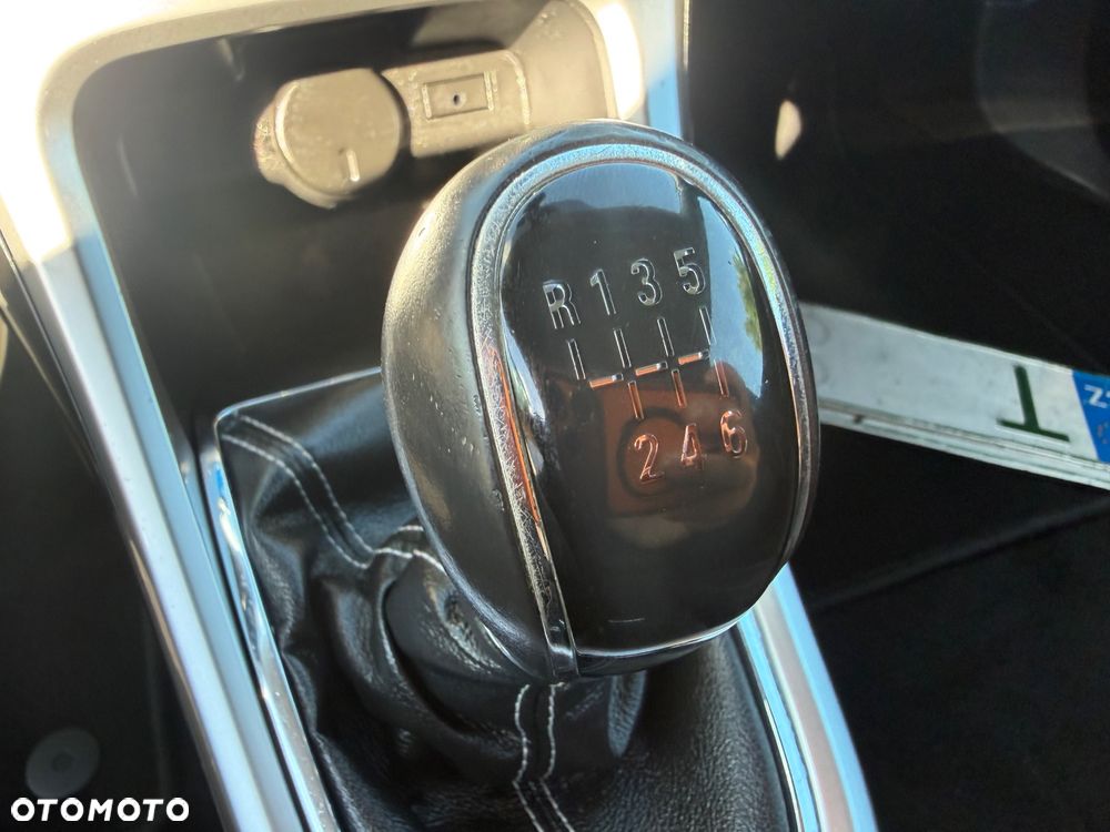 Opel Astra 1.4 Turbo Cosmo - 6