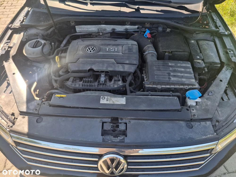 Volkswagen Passat 1.8 TSI BMT Comfortline - 12