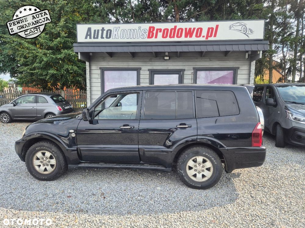 Mitsubishi Pajero - 8