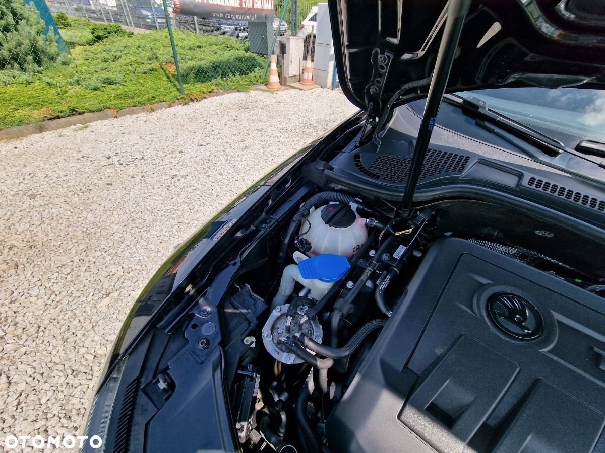 Skoda Superb 2.0 TDI Active DSG - 33