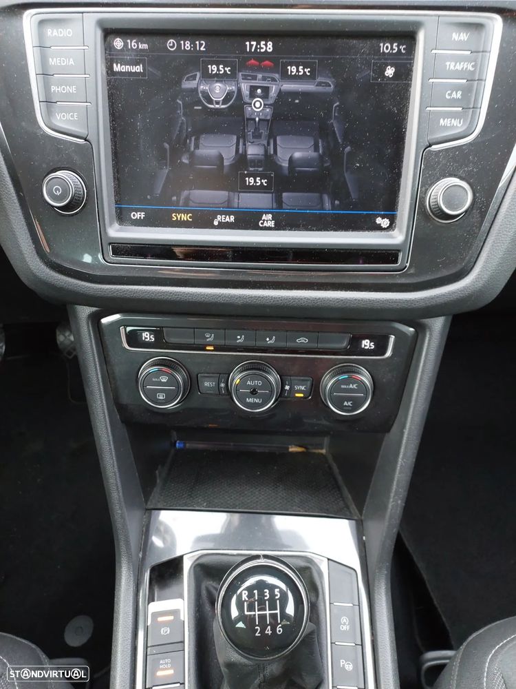VW Tiguan 2.0 TDI R-Line - 10