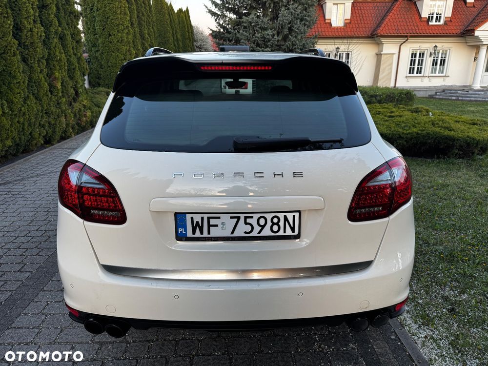 Porsche Cayenne Tiptronic S - 9