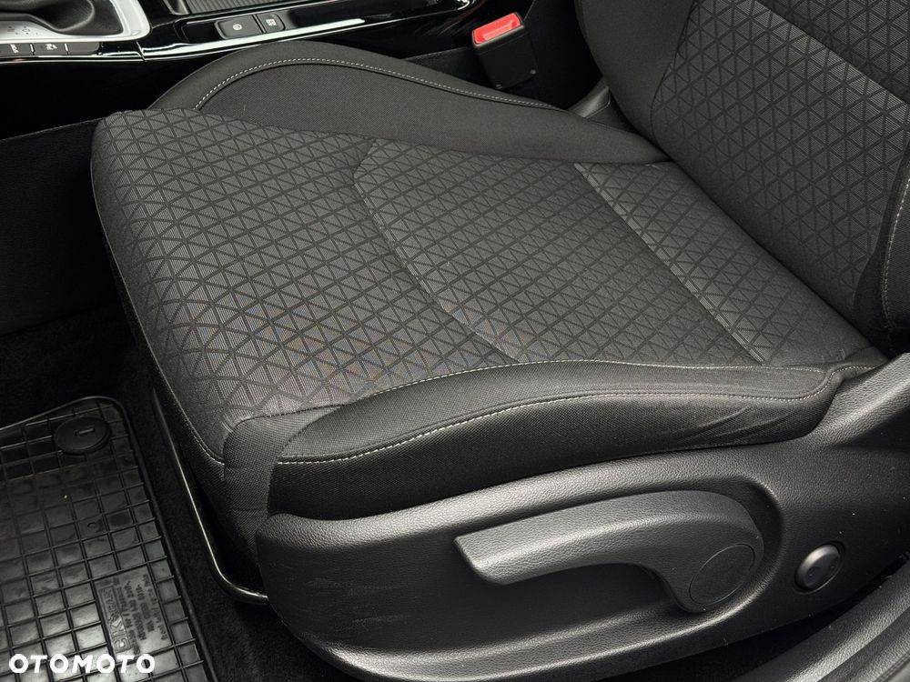 Kia Ceed 1.6 GDI PHEV L DCT - 13