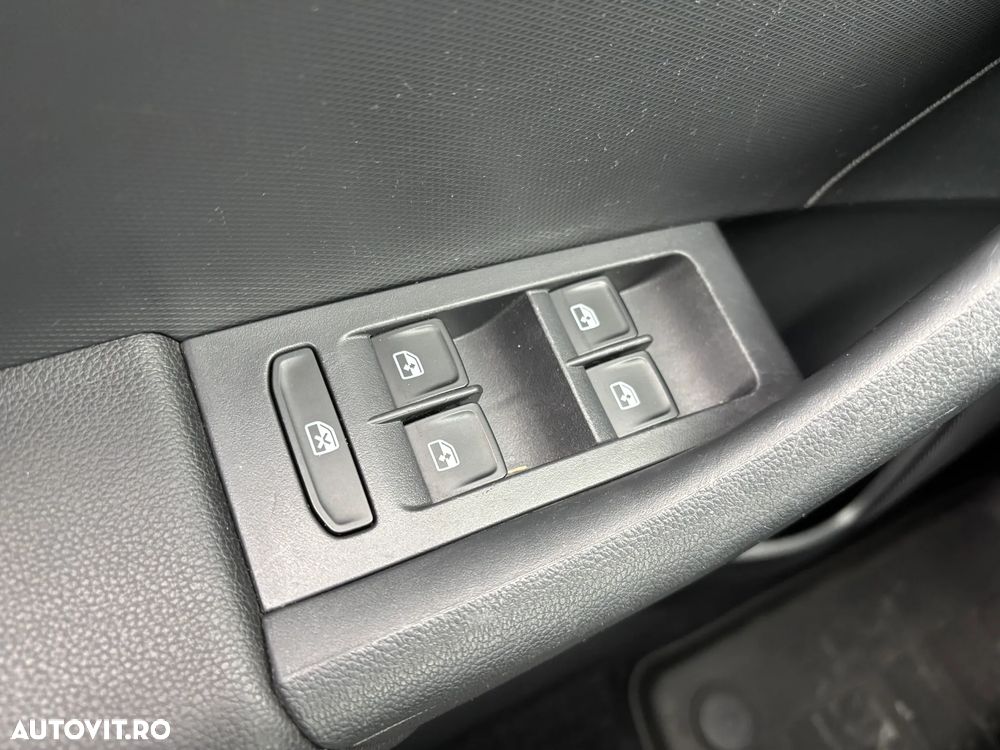 Skoda RAPID 1.0 TSI Ambition - 18