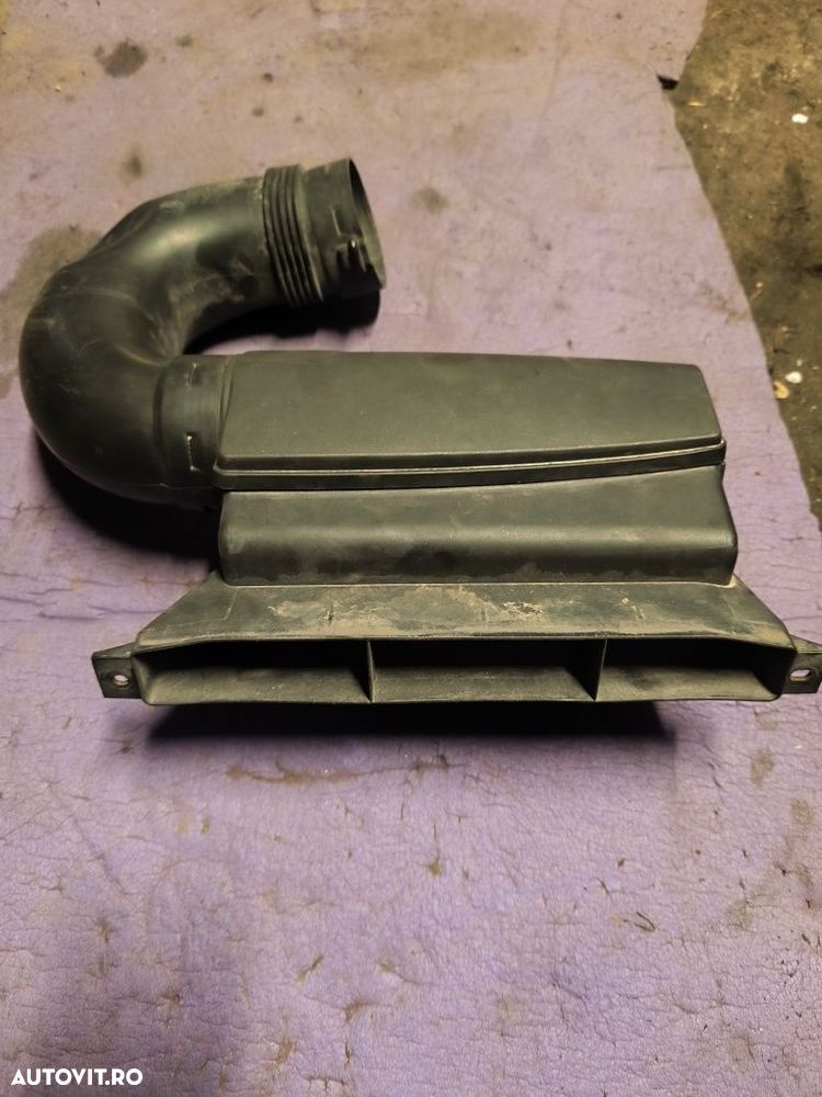 Deflector aer Volkswagen Passat B6 / priză aer Passat B6 1k0805962A - 1