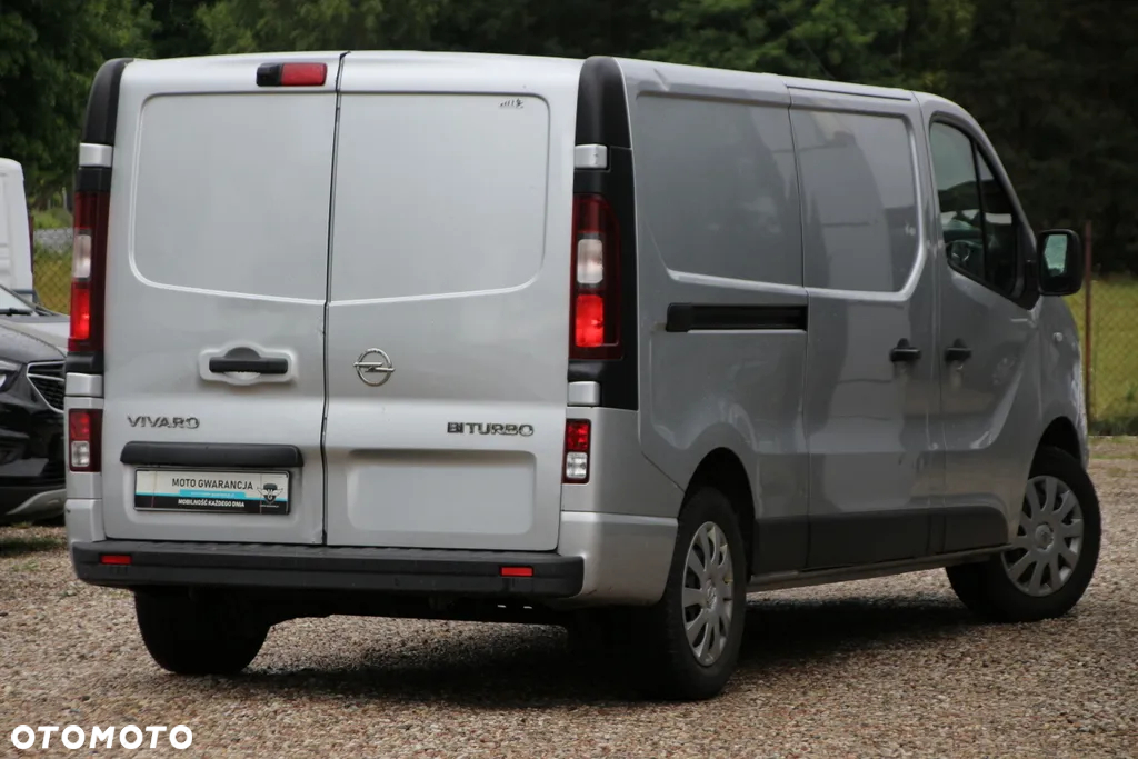Opel VIVARO - 15