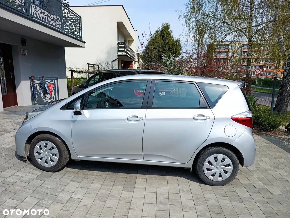 Toyota Verso S 1.33 VVT-i Life - 1