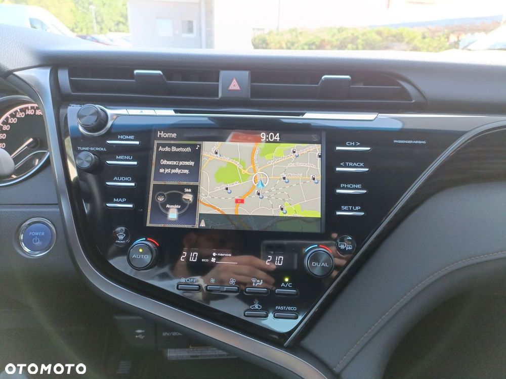 Toyota Camry 2.5 Hybrid Executive CVT - 19