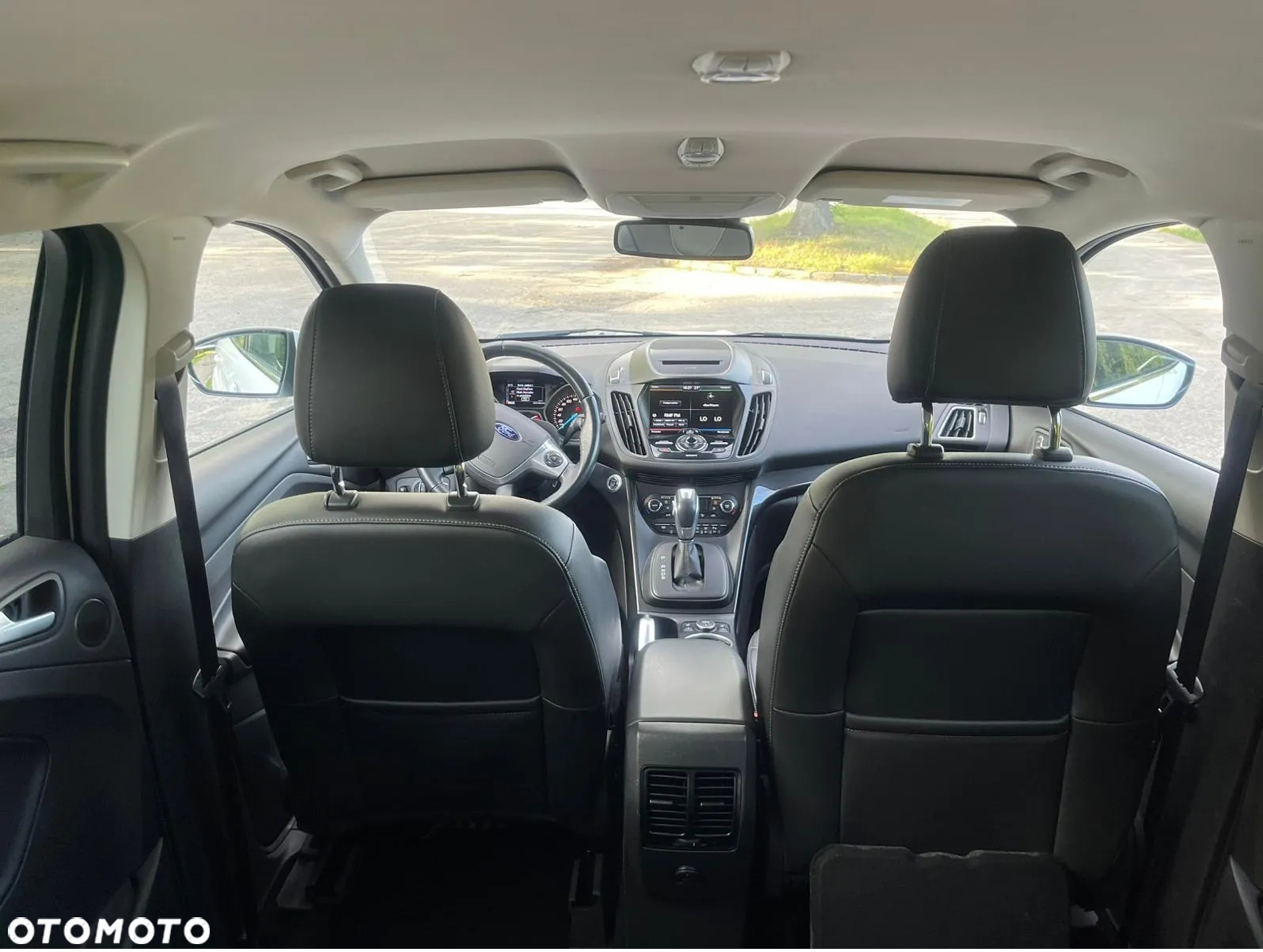 Ford Kuga - 10