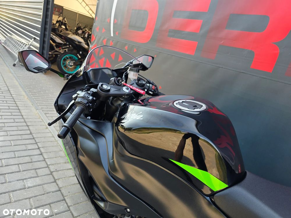 Kawasaki ZX - 10
