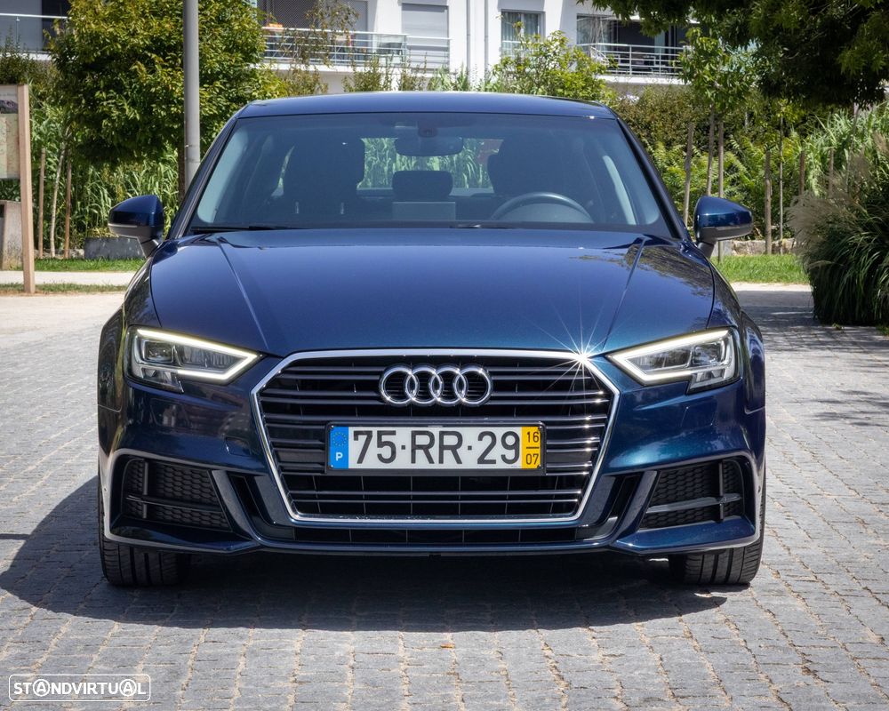 Audi A3 Limousine 1.6 TDI S-line - 2