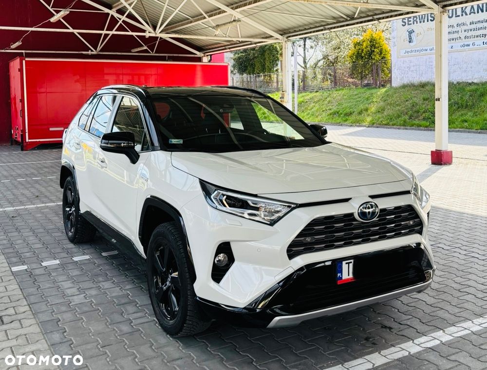 Toyota RAV4 - 1
