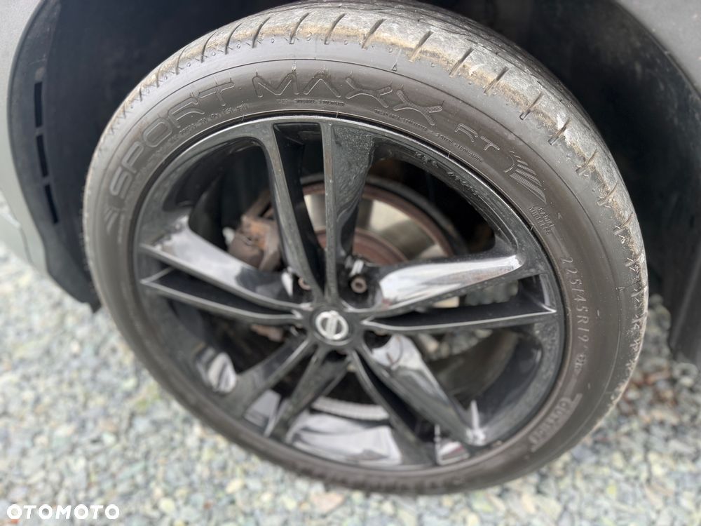 Nissan Qashqai 1.6 DCi Black Edition EU6 - 17