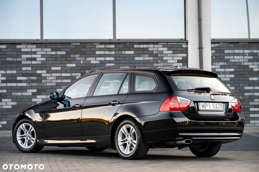 BMW Seria 3 320d - 5
