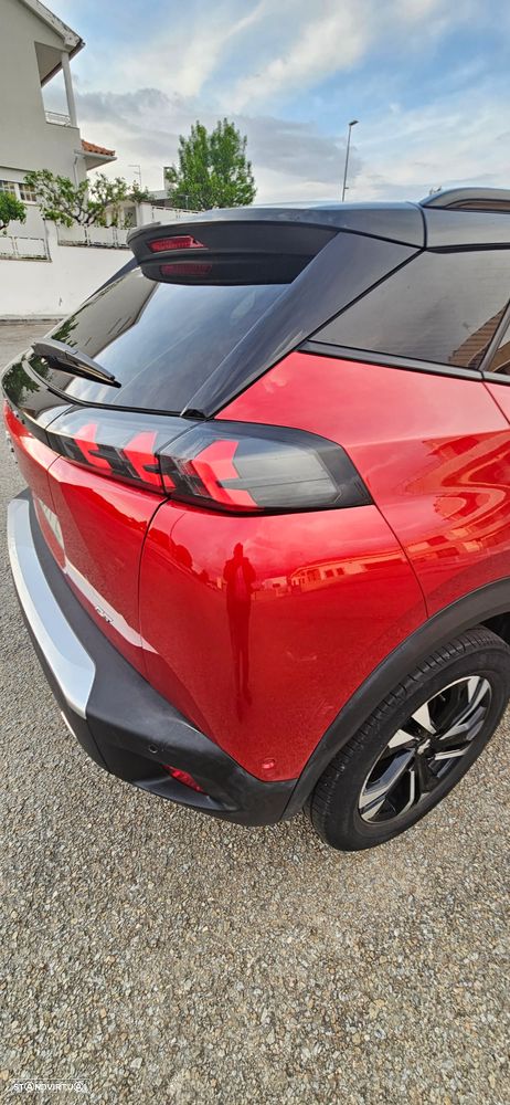 Peugeot 2008 1.2 PureTech GT EAT8 - 5