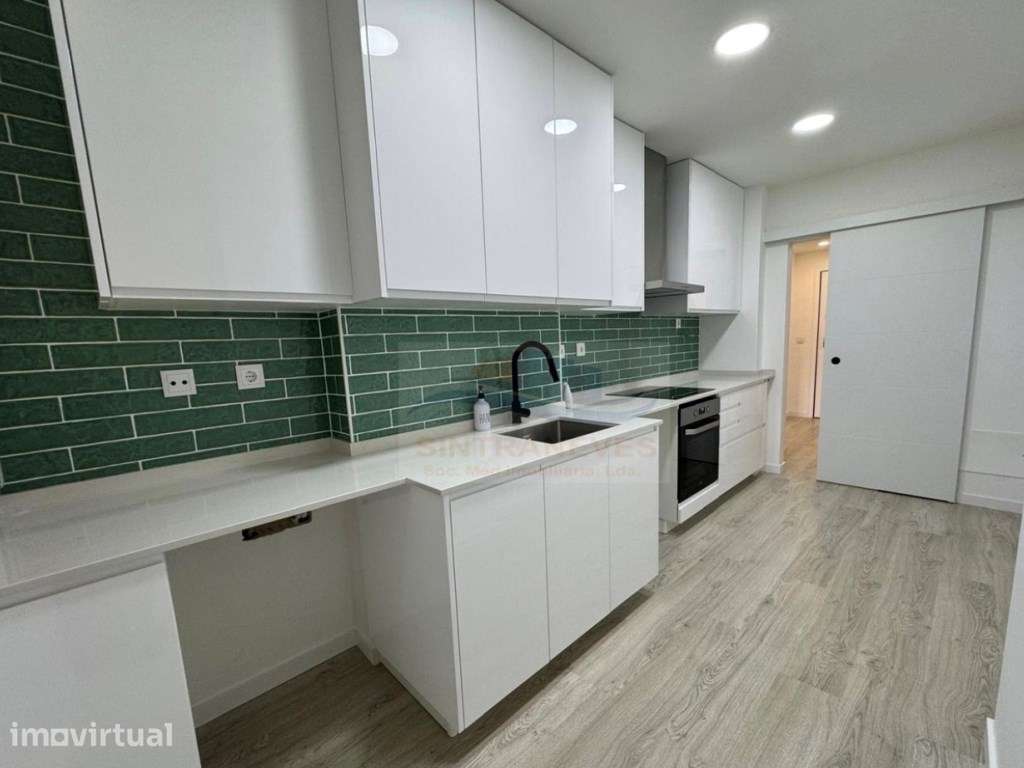 Apartamento T2 Totalmente Remodelado com Parqueamento | Quinta da C... - Grande imagem: 4/24