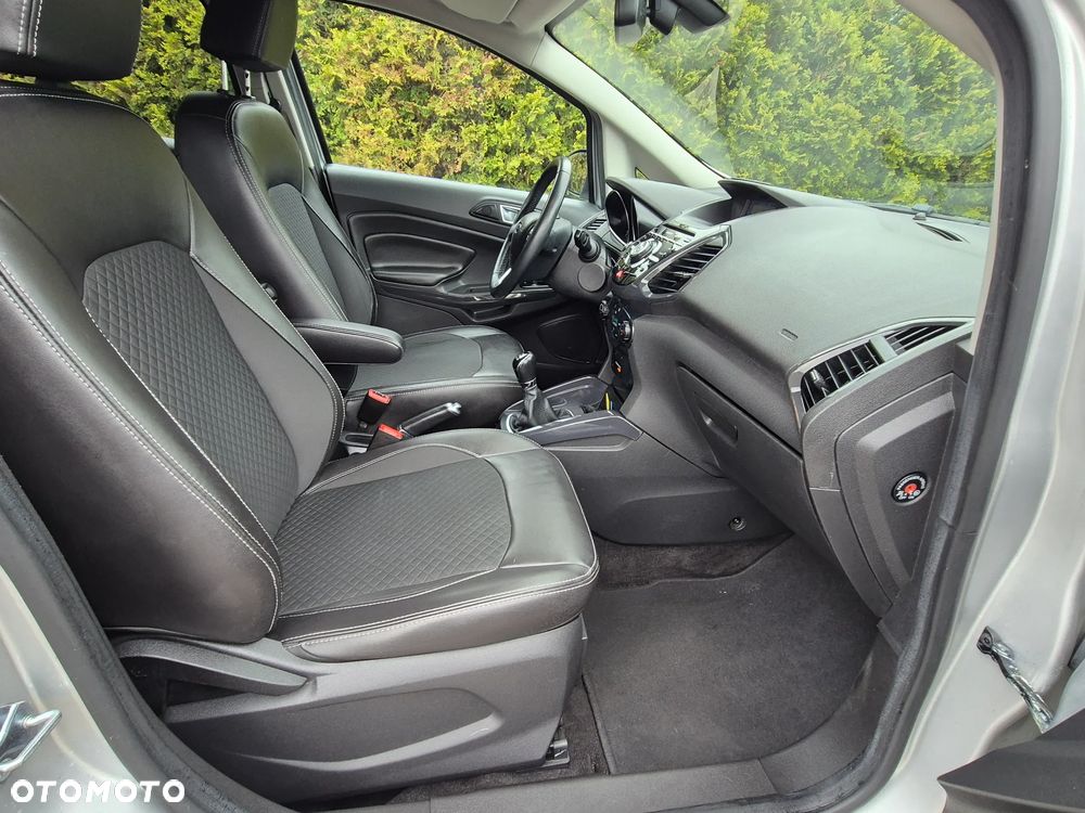 Ford EcoSport 1.0 EcoBoost TITANIUM - 29